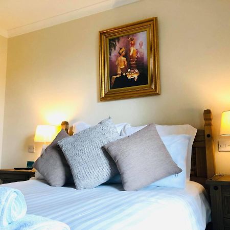 בילת' וולס The Llanelwedd Arms Hotel מראה חיצוני תמונה
