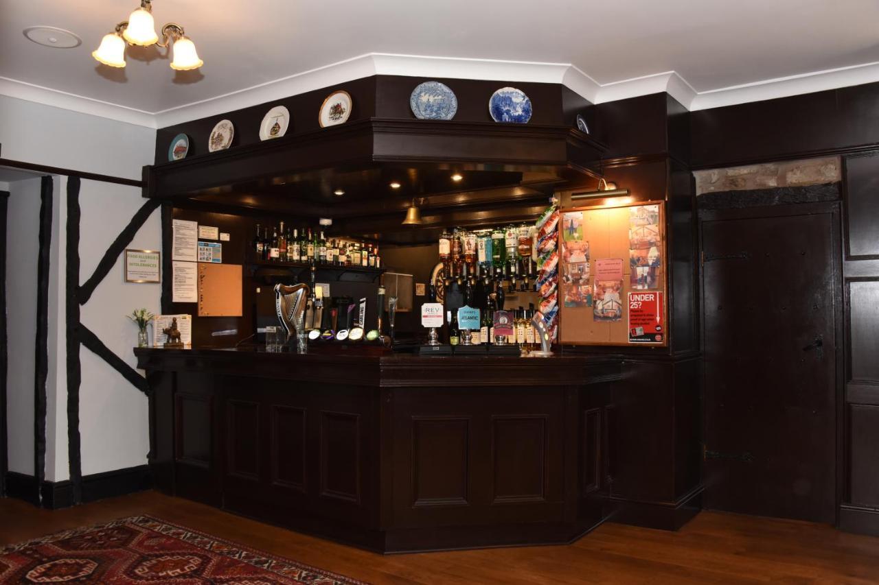 בילת' וולס The Llanelwedd Arms Hotel מראה חיצוני תמונה
