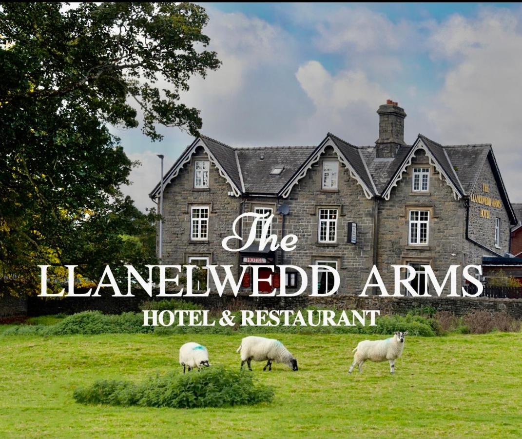 בילת' וולס The Llanelwedd Arms Hotel מראה חיצוני תמונה