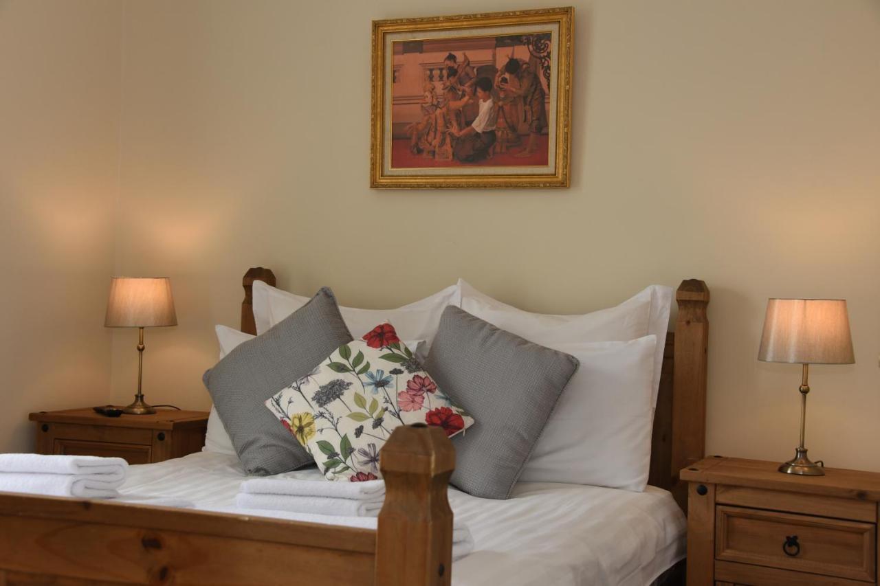בילת' וולס The Llanelwedd Arms Hotel מראה חיצוני תמונה