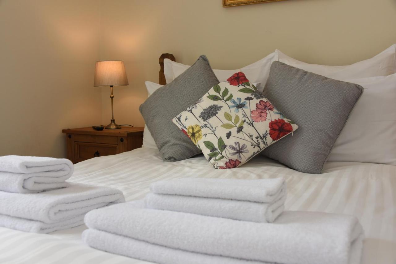 בילת' וולס The Llanelwedd Arms Hotel מראה חיצוני תמונה