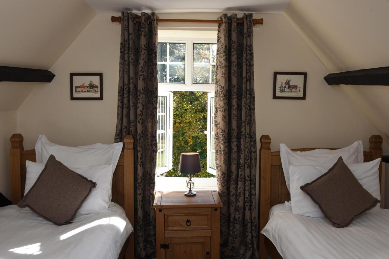 בילת' וולס The Llanelwedd Arms Hotel מראה חיצוני תמונה