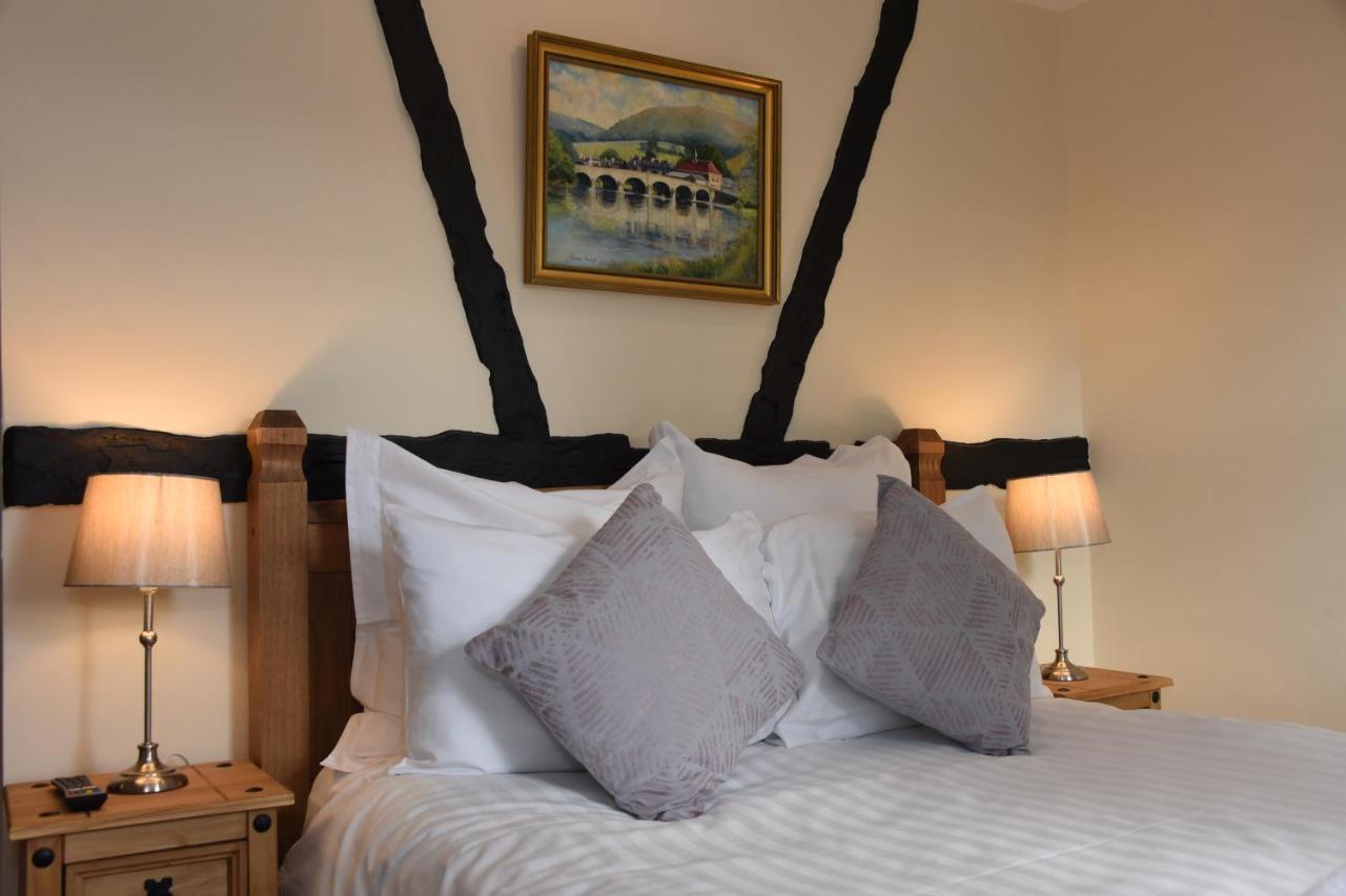 בילת' וולס The Llanelwedd Arms Hotel מראה חיצוני תמונה