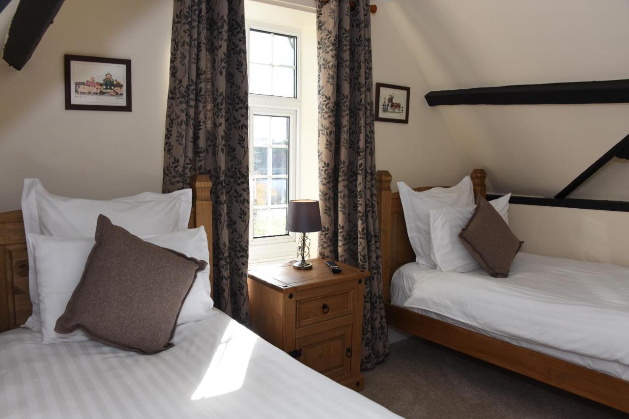 בילת' וולס The Llanelwedd Arms Hotel מראה חיצוני תמונה