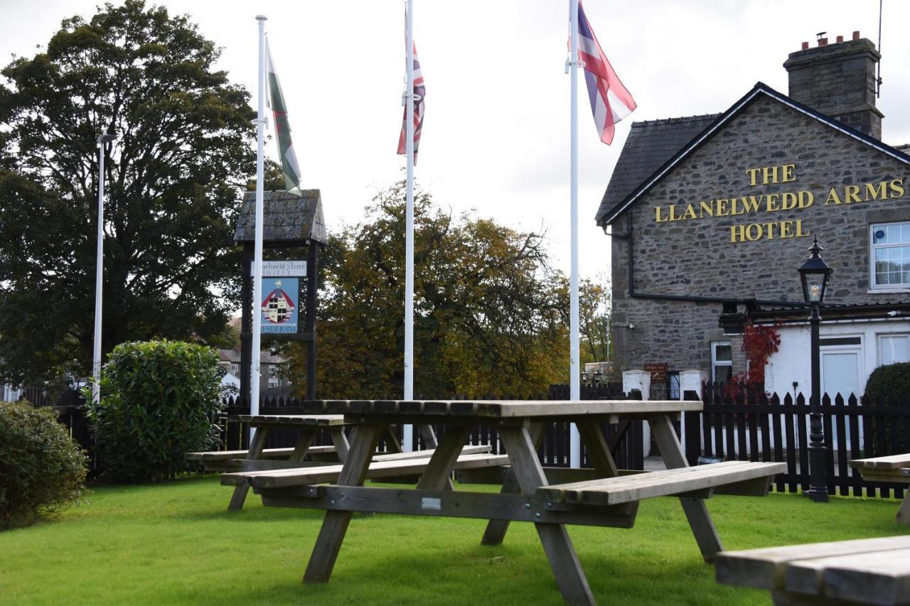 בילת' וולס The Llanelwedd Arms Hotel מראה חיצוני תמונה