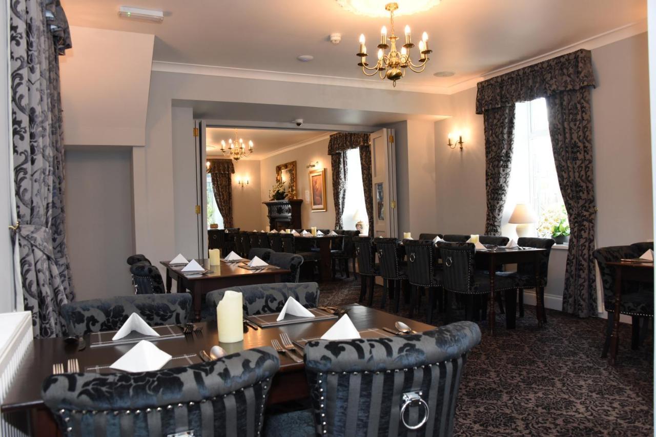 בילת' וולס The Llanelwedd Arms Hotel מראה חיצוני תמונה