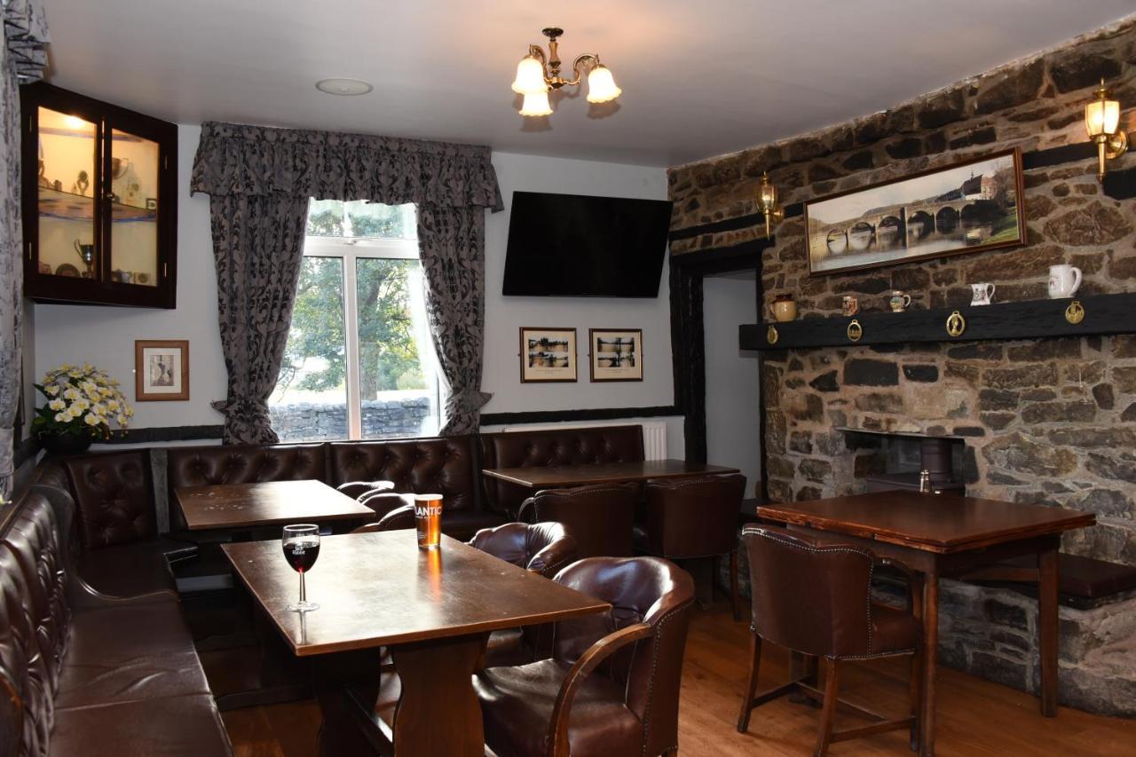 בילת' וולס The Llanelwedd Arms Hotel מראה חיצוני תמונה