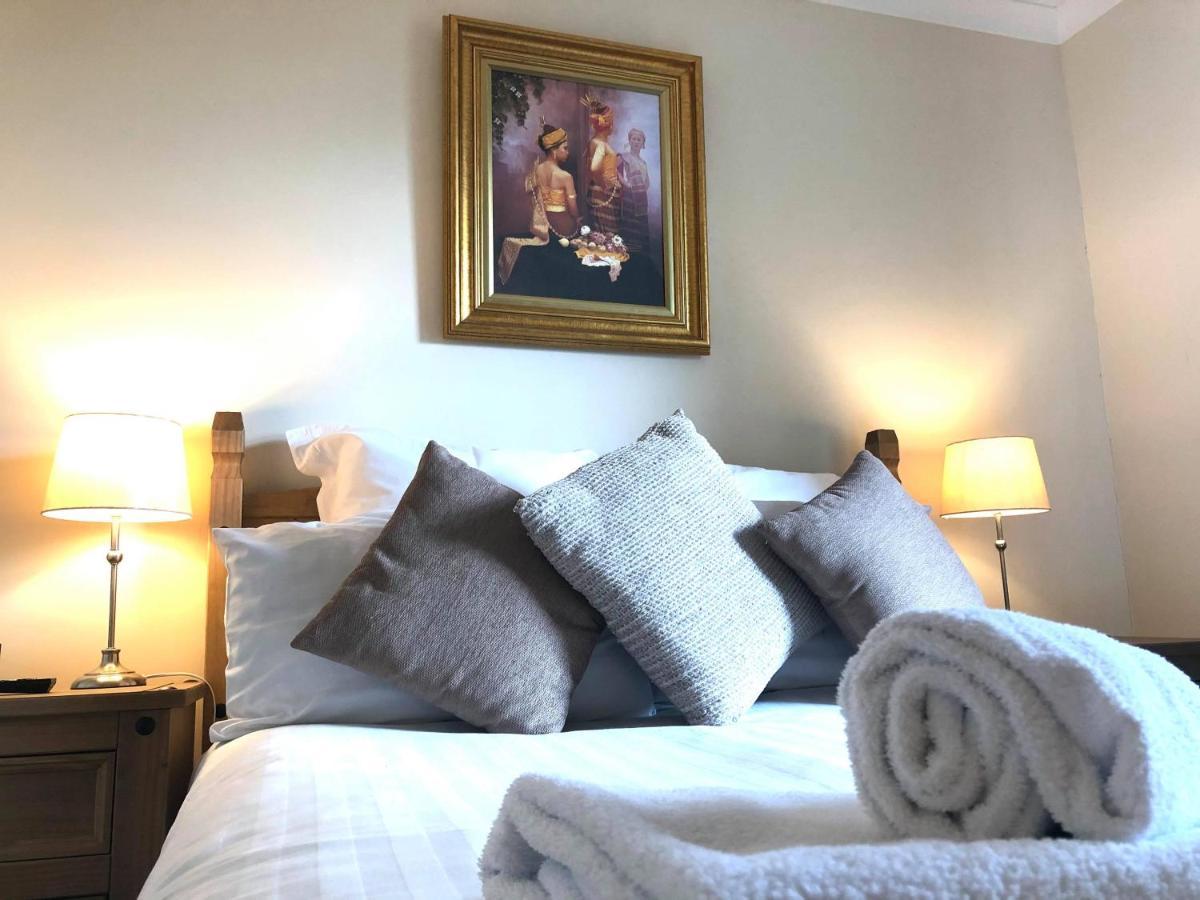 בילת' וולס The Llanelwedd Arms Hotel מראה חיצוני תמונה