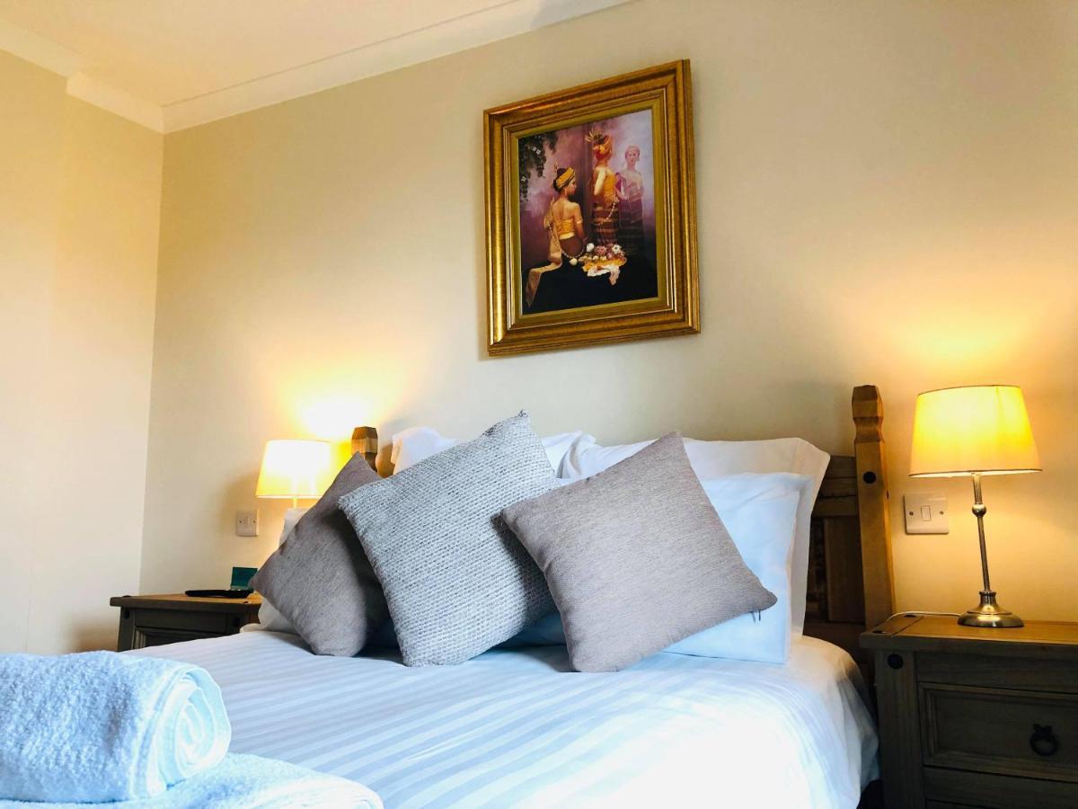 בילת' וולס The Llanelwedd Arms Hotel מראה חיצוני תמונה