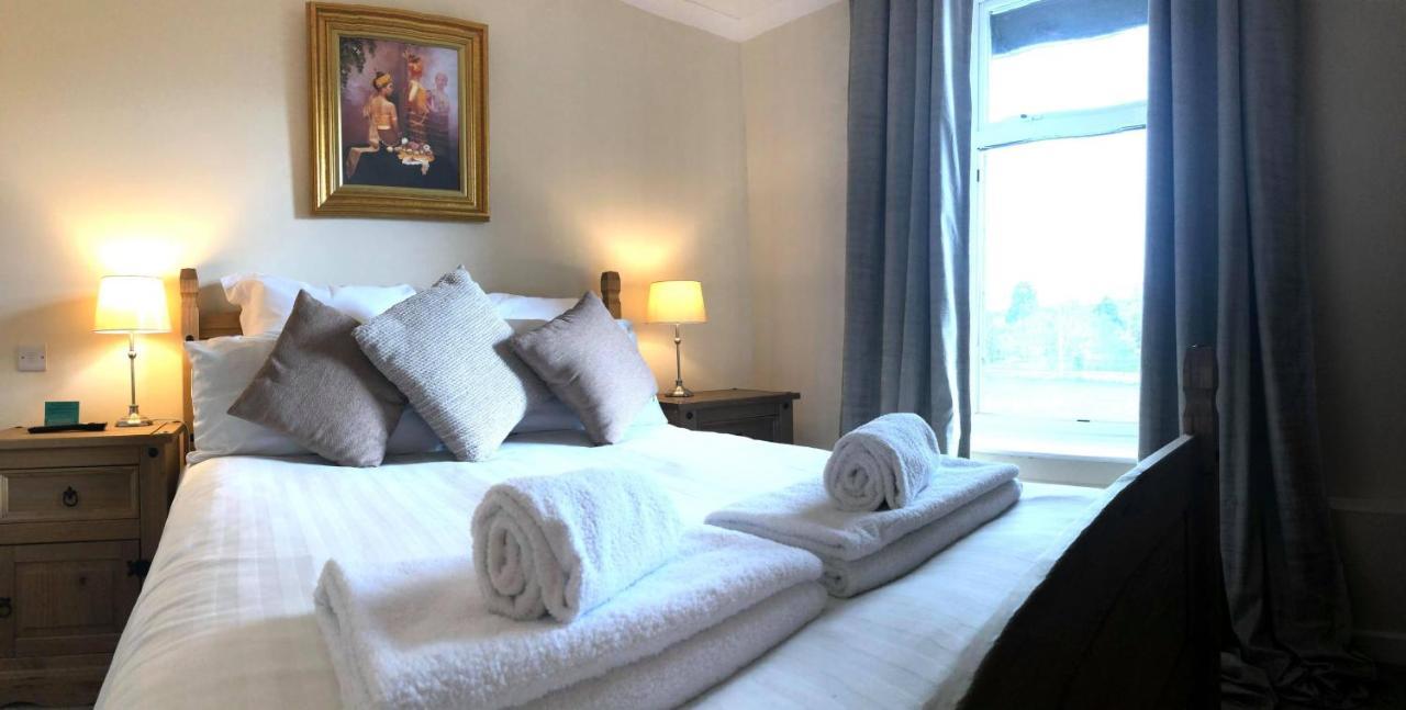 בילת' וולס The Llanelwedd Arms Hotel מראה חיצוני תמונה